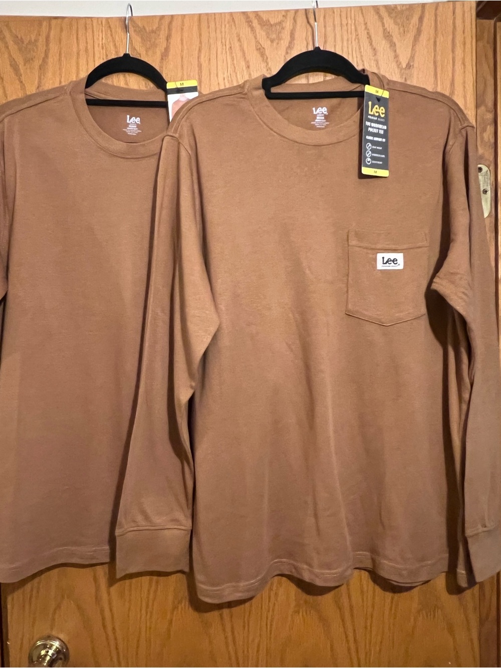 Lee Long Sleeve Work Shirt Men Size Medium Lot of 2 Workwear Pocket Tees NEW NWT